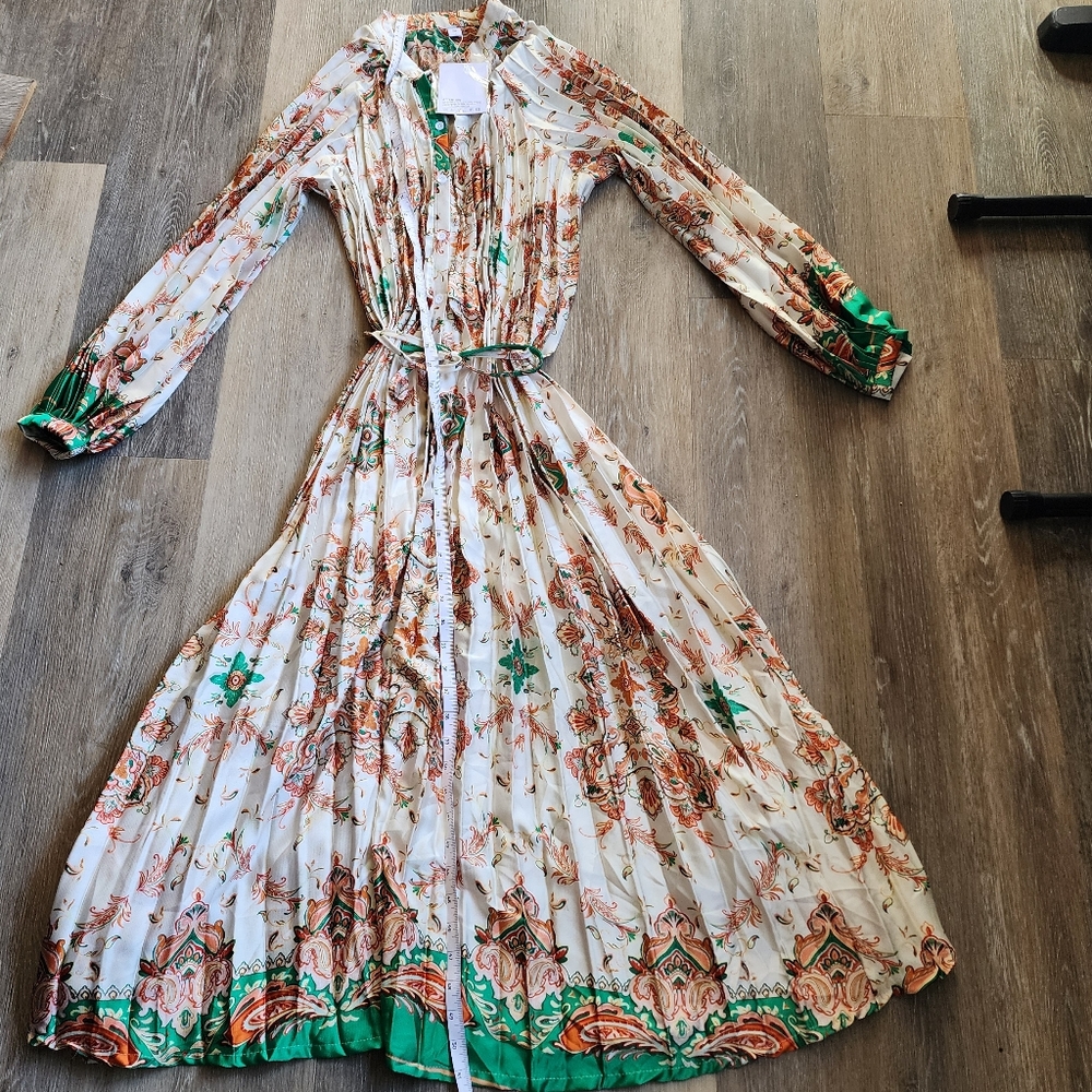Nwt Stunning Dress - Picture 2 of 15